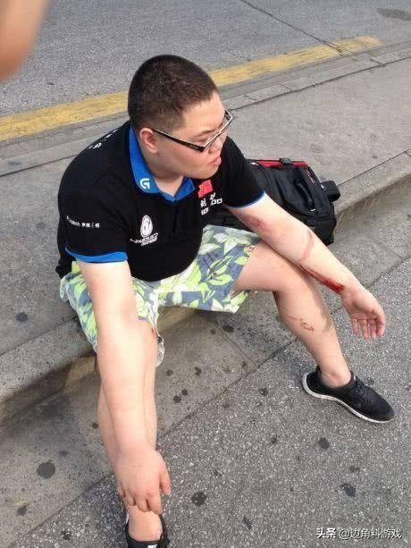 pdd斗鱼现场直播,pdd直播回归斗鱼