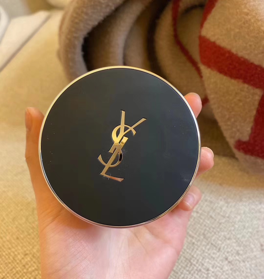 李佳琦干皮适合用的气垫,种草不踩雷