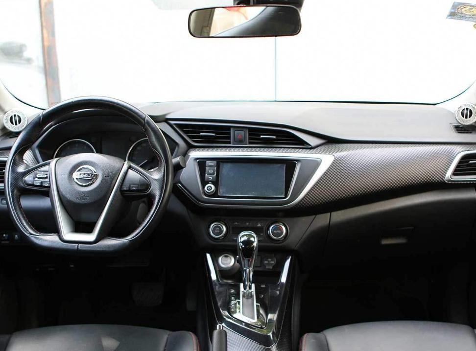 蓝鸟性能版,全新2021款日产蓝鸟炫酷版