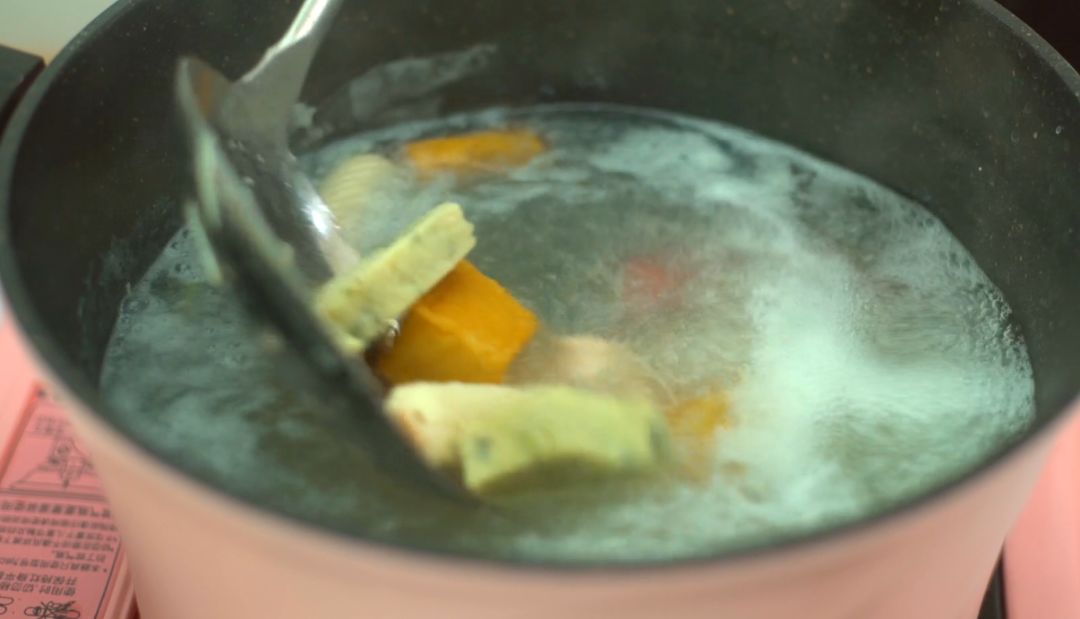 麻辣香锅调料配方自制,正宗麻辣香锅调料的做法