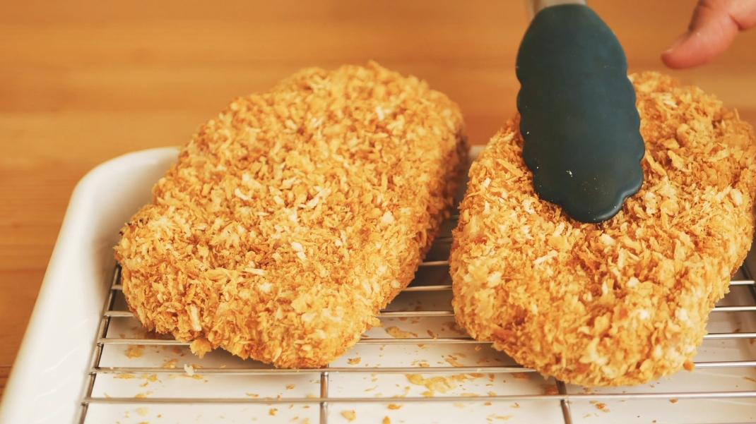 日式炸猪排的家常做法,两款超满足的炸猪排三明治