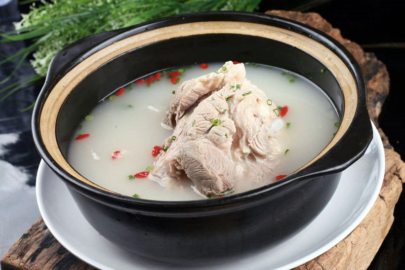 肾虚吃猪腰炖汤的功效,肾虚吃猪腰子补得快吗