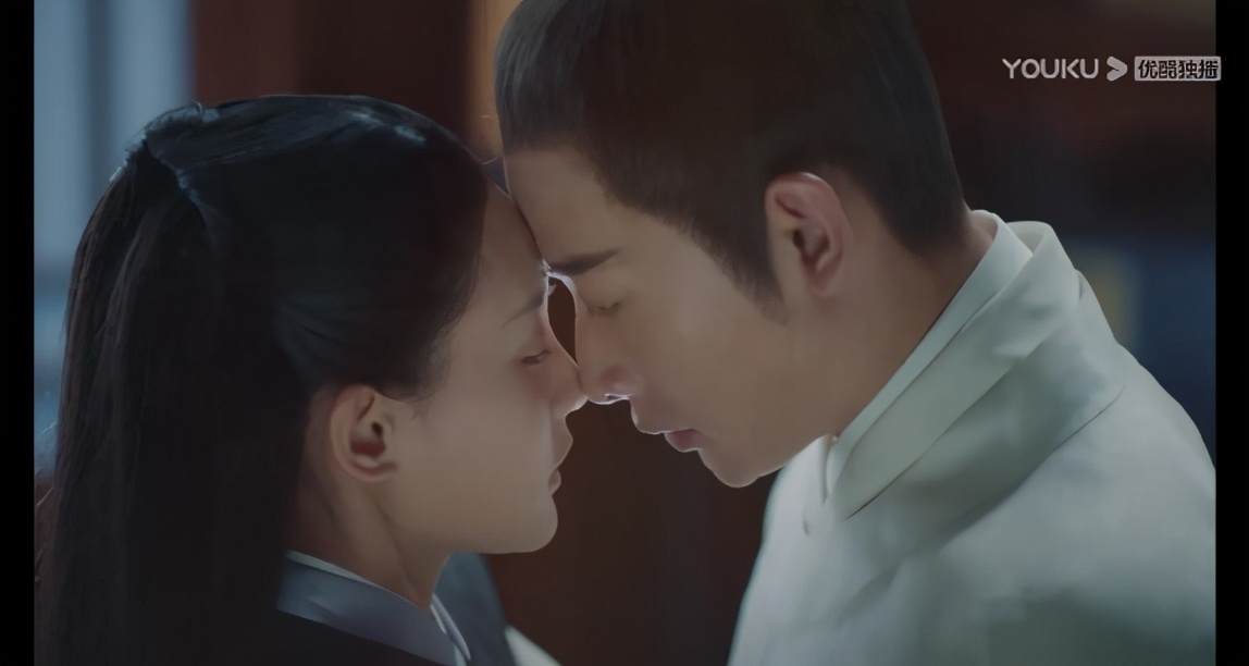 《鹤唳华亭》频频对她施以酷刑却又爱得难舍难分，是虐？是无奈？