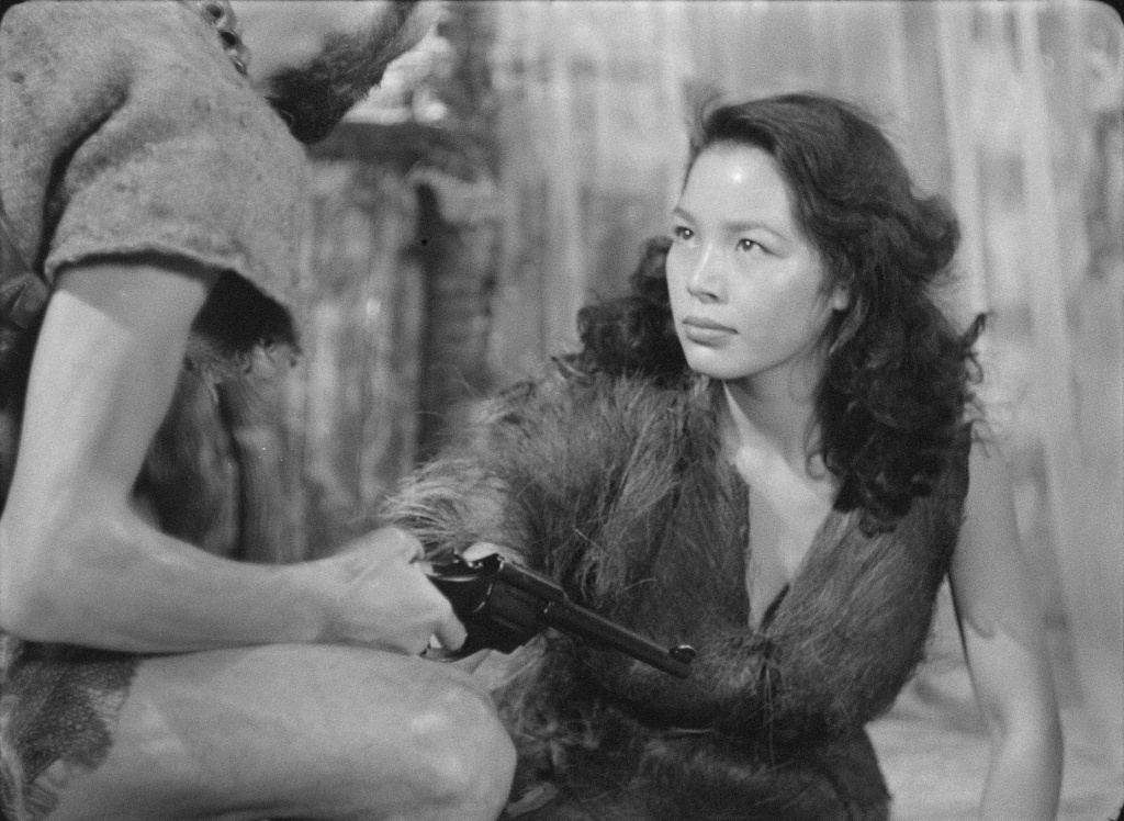 一男一女双人荒岛求生30天,一男一女荒岛求生生存30天