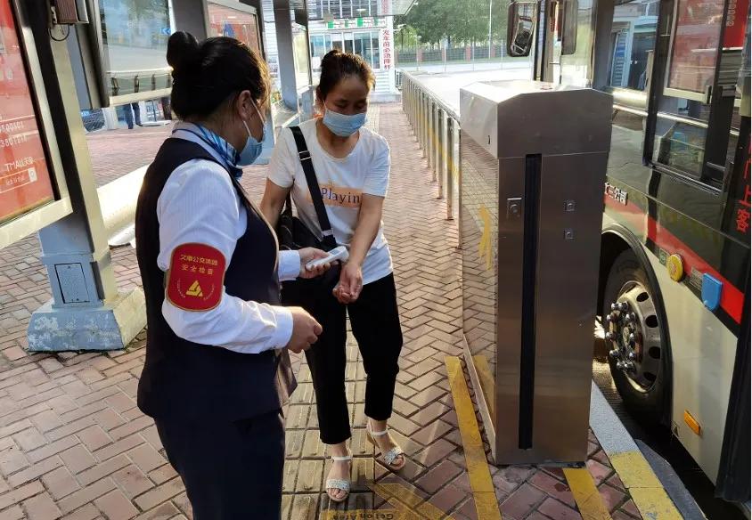 多条传播链仍在延长!武汉7例阳性,一人与这个旅行团有交集