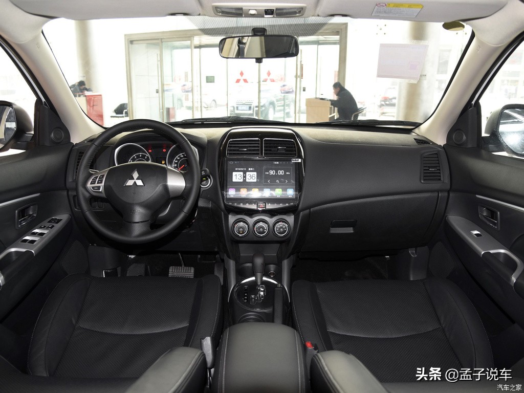 亲戚12.3万买了三菱劲炫，加200元油跑了420公里，空间家用足够了