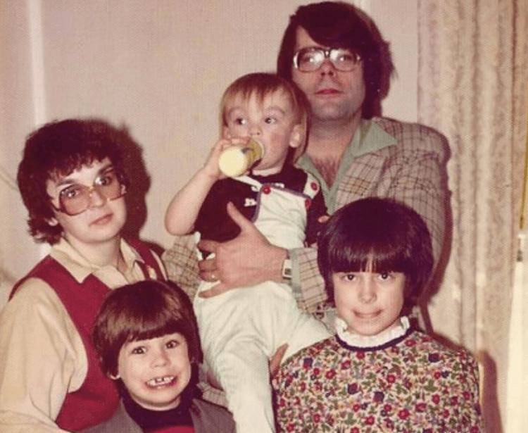 鍙茶拏鑺噾涓轰綍涓嶇埍闂伒,鍙茶拏鑺噾鍣╂ⅵ