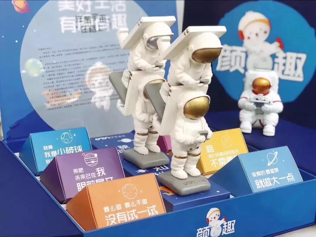 涓鏈堥ゼ姣旀嫾,鍏徃涓鏈堥ゼ绂忓埄姣旀嫾