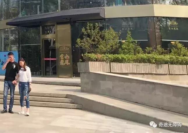 测评百家海底捞,南京哪些海底捞是24小时的