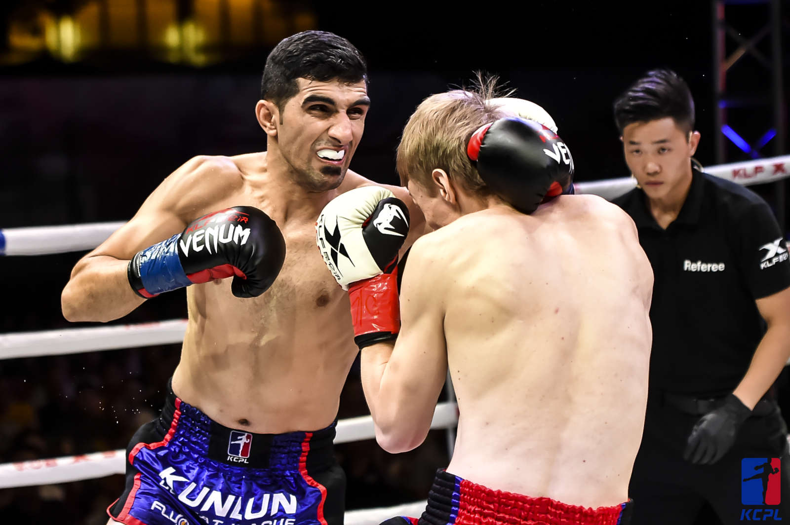 温州力克强敌遵义,一龙、播求现场约架