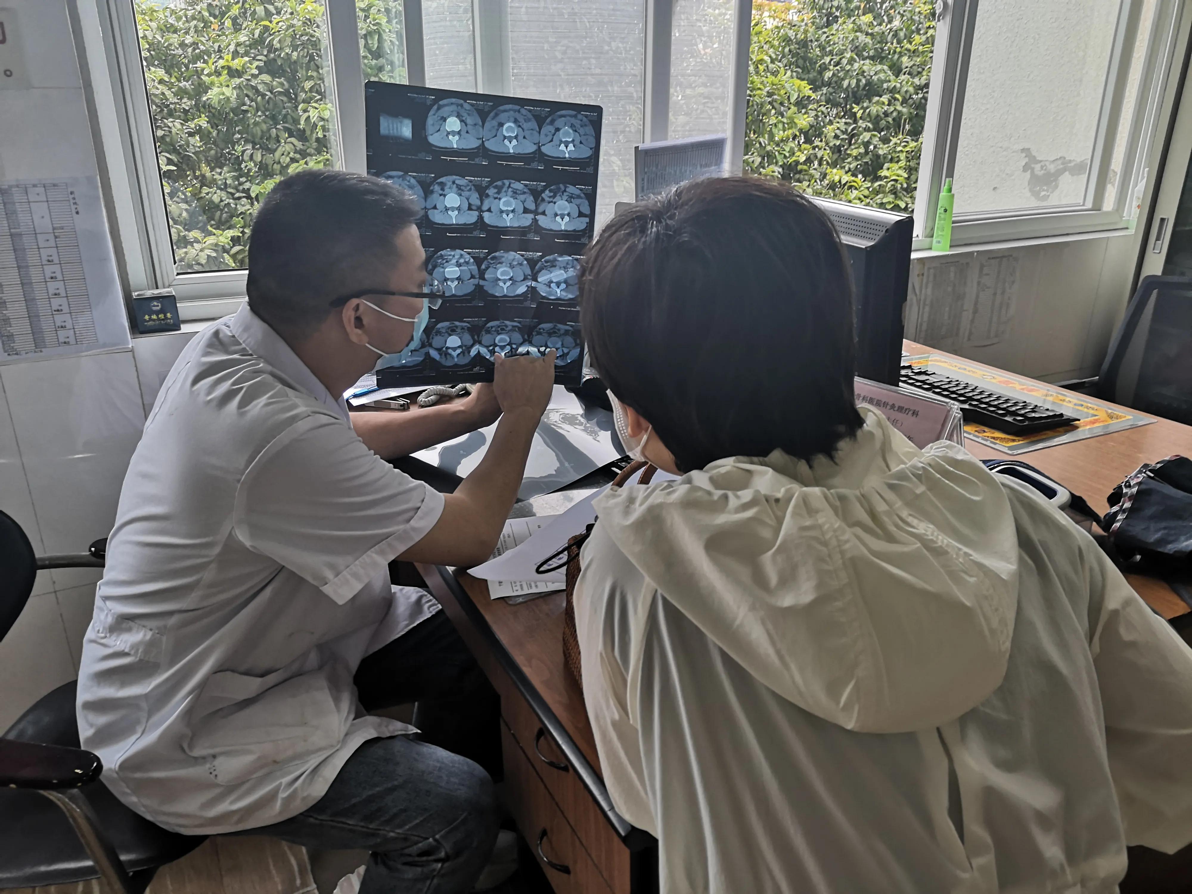 宁波奉化新桥骨科医院理疗科热心为患者服务