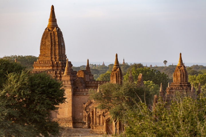 缅甸坐热气球多少钱,在缅甸花100块钱