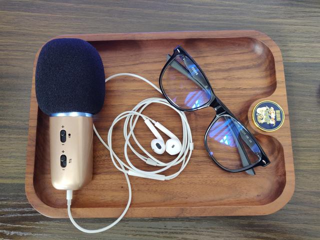 随时随地尽情欢唱不停歇唱吧麦克风C1邀你体验有品生活