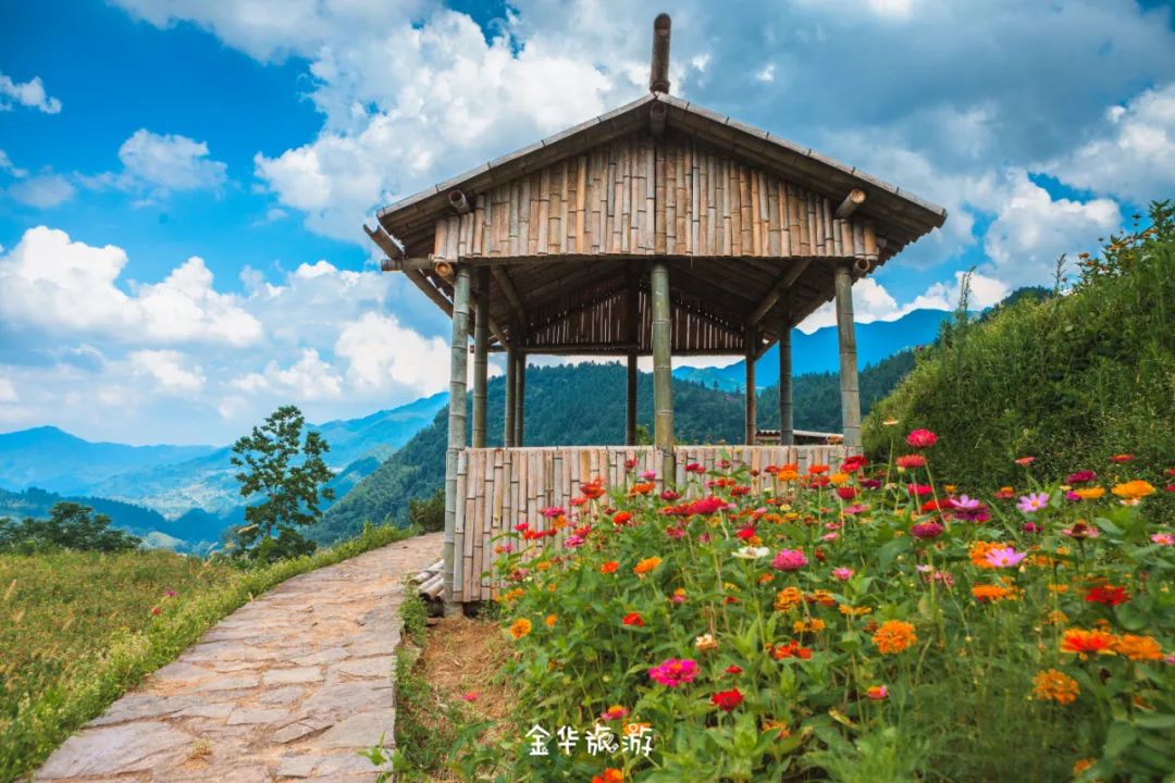 藏在崇山峻岭深处的世外桃源,藏在深山老林里的世外桃源