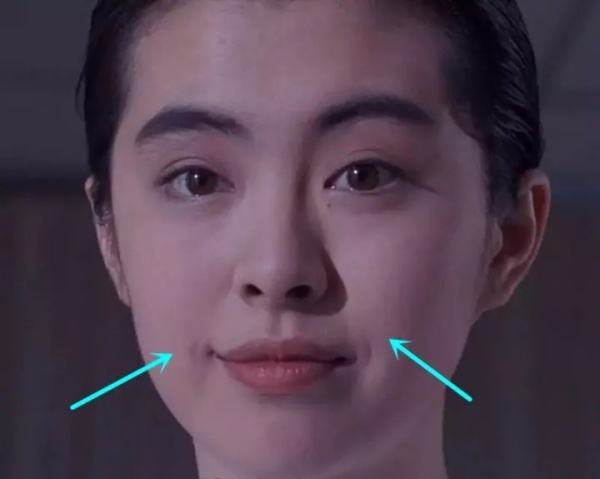 大鼻头凸嘴法令纹妆容教程,凸嘴厚嘴唇法令纹怎么化妆遮盖