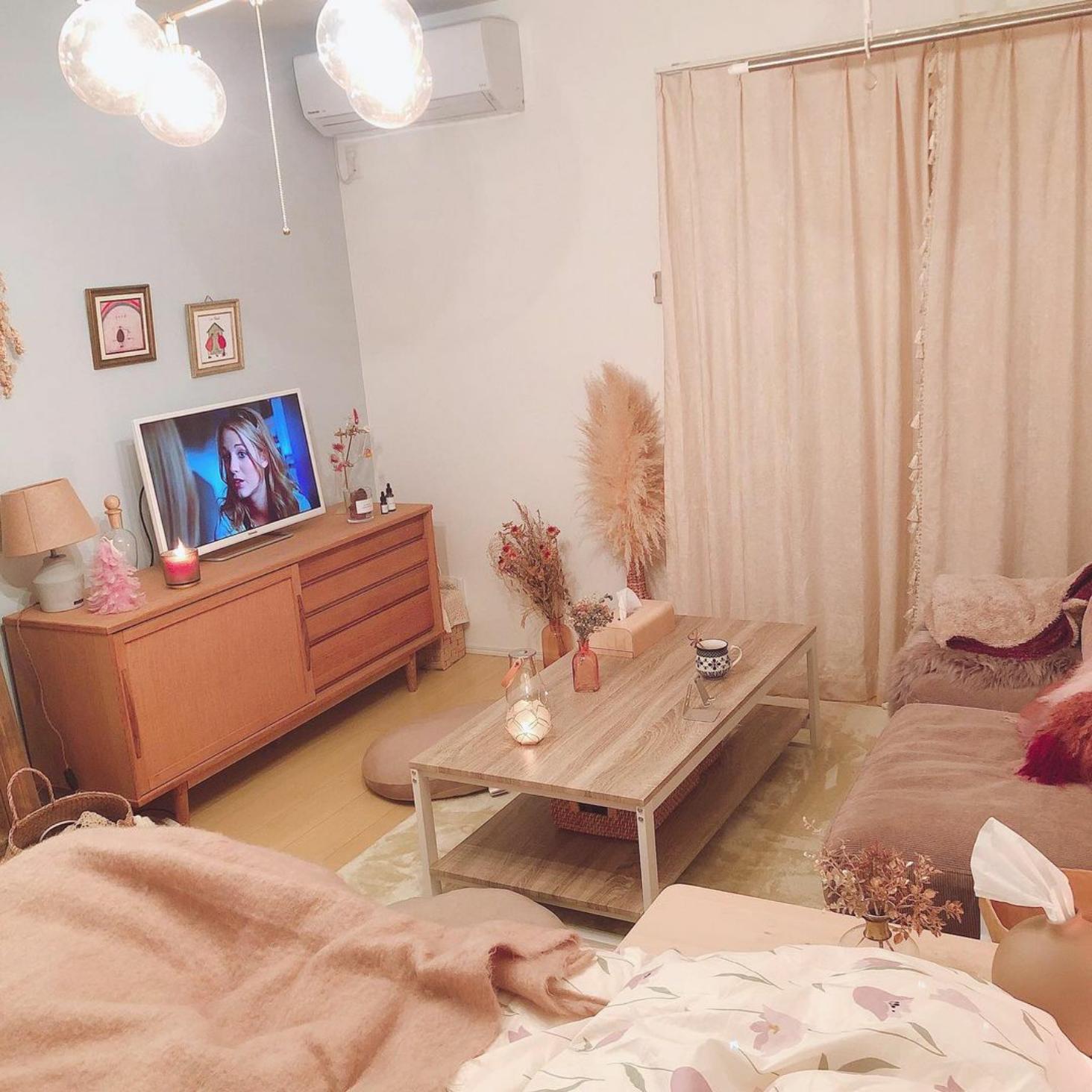 女生房间粉色系仙女味清新10平米,最简约最实用的女生房间