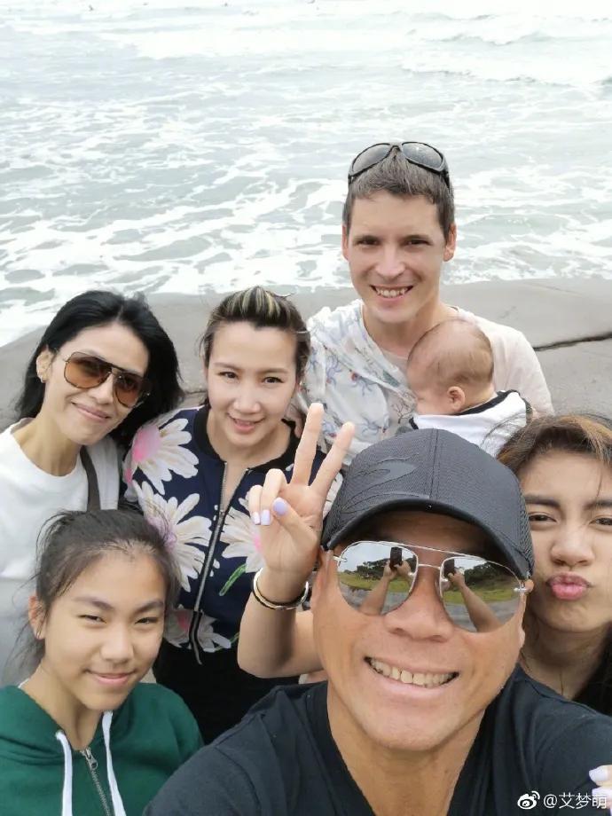 06“超女”重聚风波：王者和青铜到底哪里不一样？