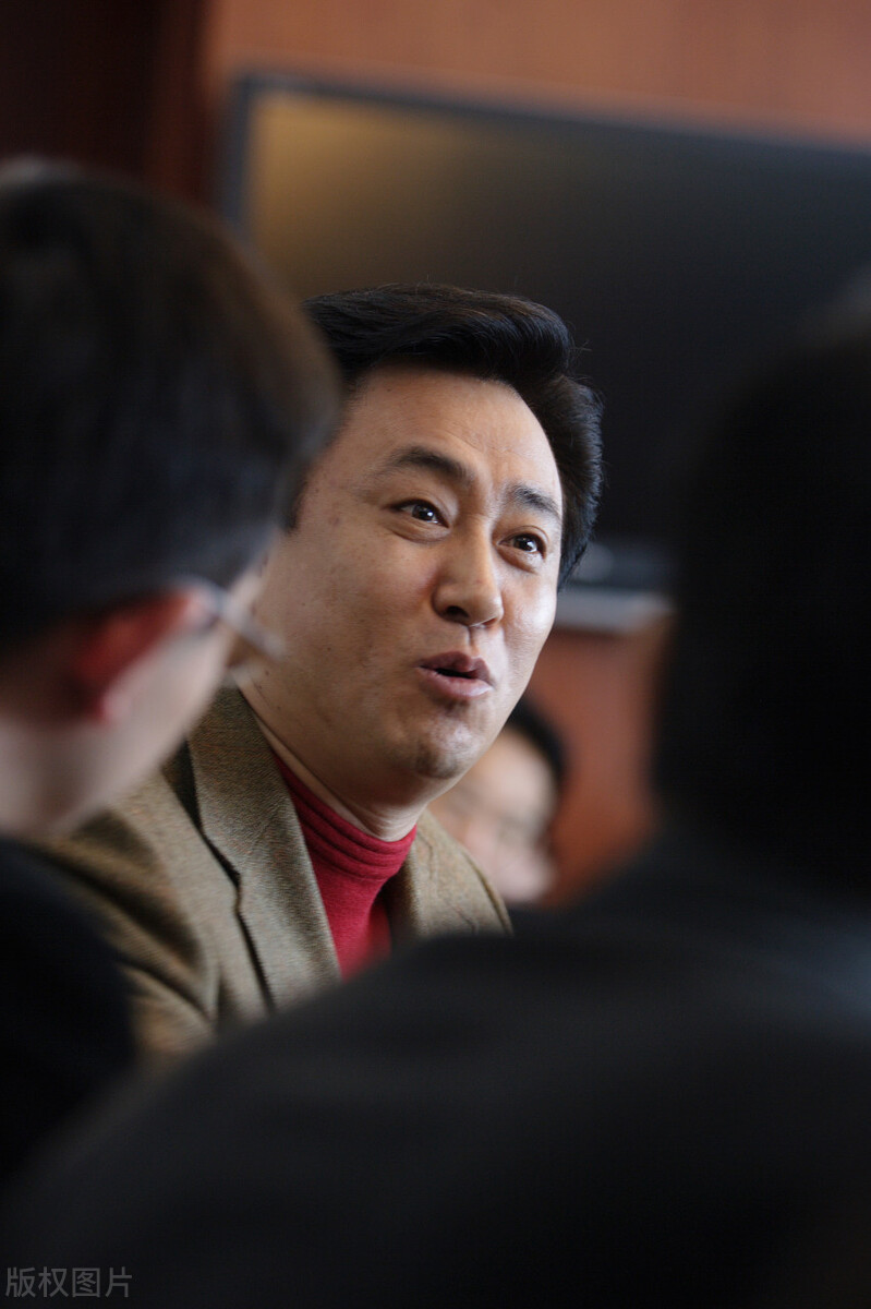 许家印端金饭碗,恒大许家印黄金