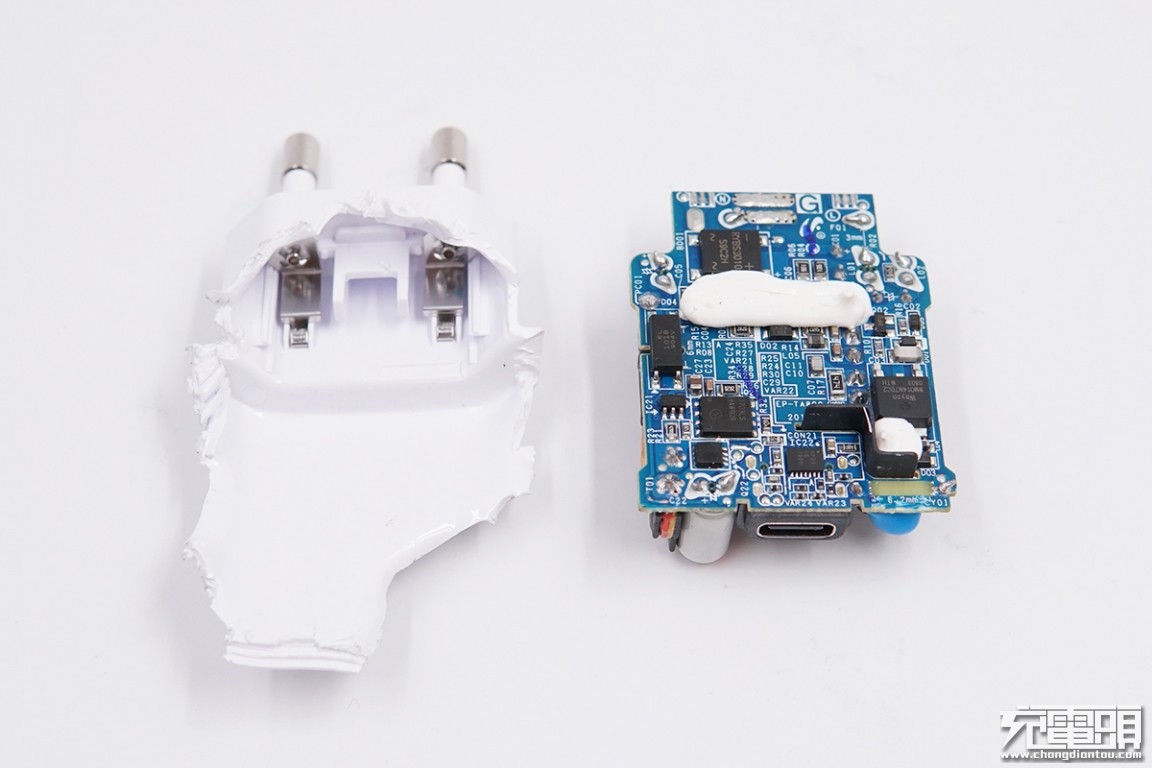 拆解三星s10+,拆解三星45瓦充电器