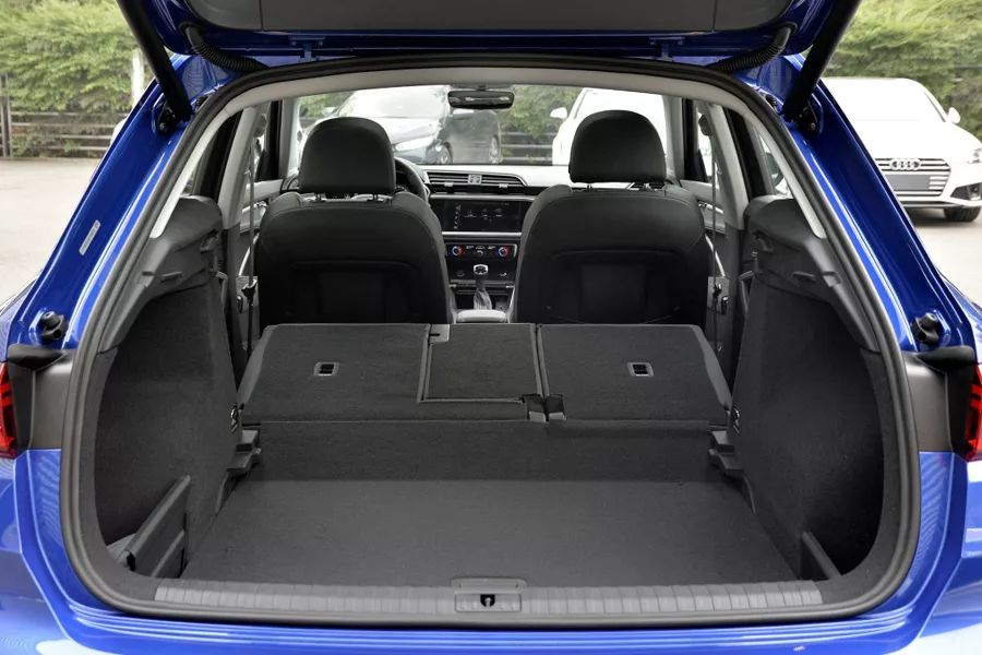 同价位的奥迪q3比宝马x1便宜多少,奥迪q3同级别车对比宝马