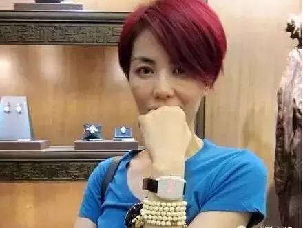 当手串遇上手表,怎么戴才帅气?