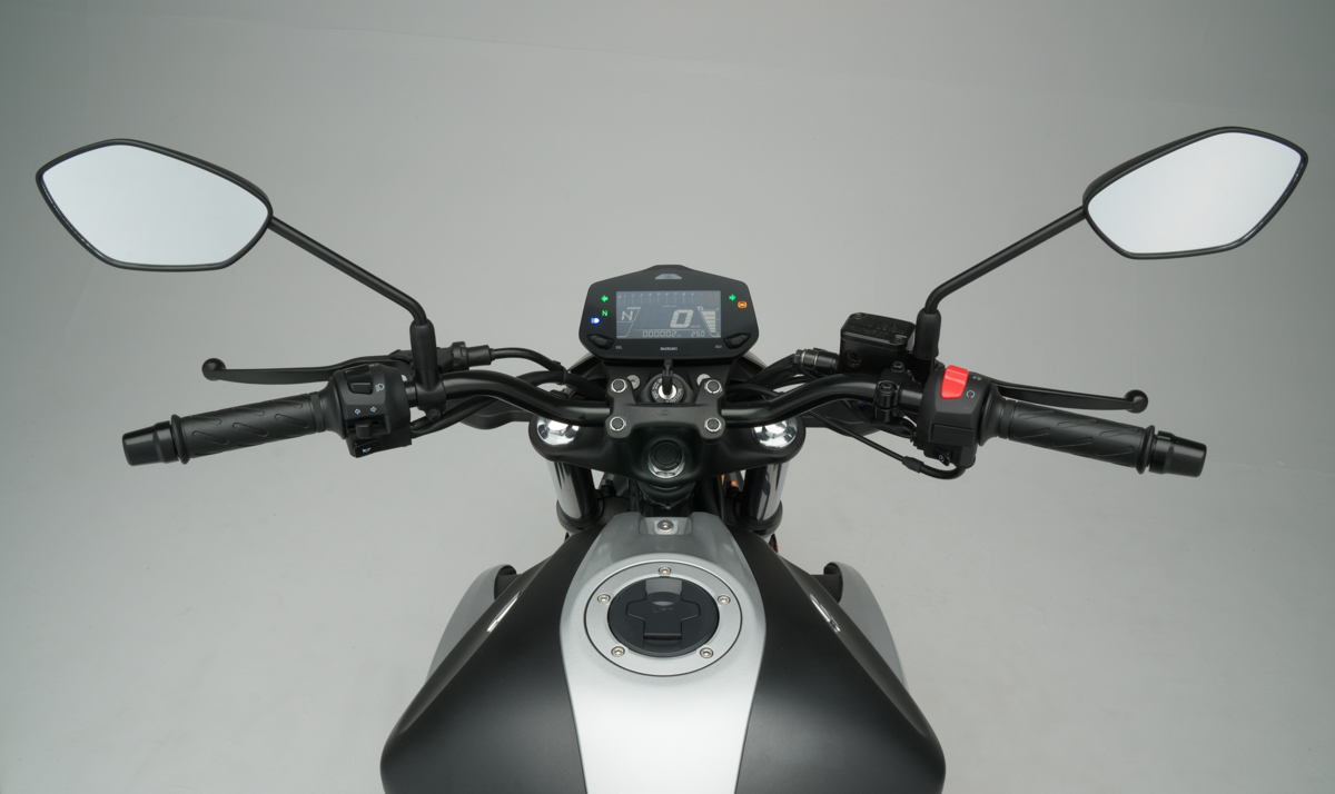 摩托水冷和风冷油冷哪个好,三轮摩托车是水冷好还是油冷好