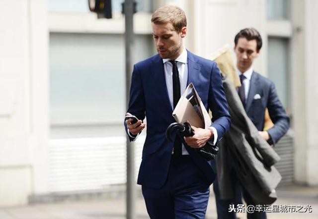 打领带教程交叉结慢动作分解,打领带结最简单的方法