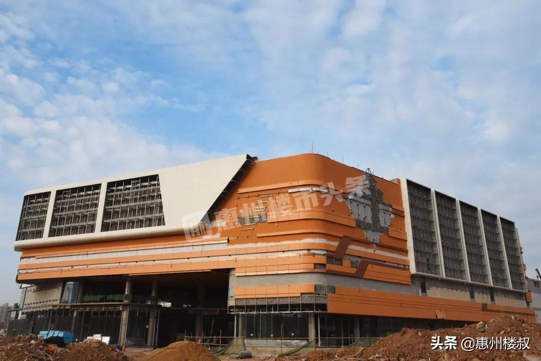 隆生金山湖中心实景图,隆生金山湖中心营业时间