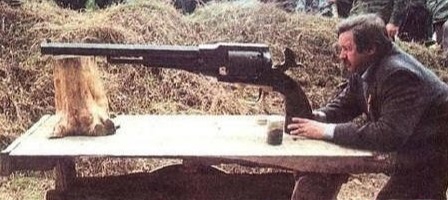 容弹量最大的沙漠之鹰手枪,世界上最小的手枪沙漠之鹰