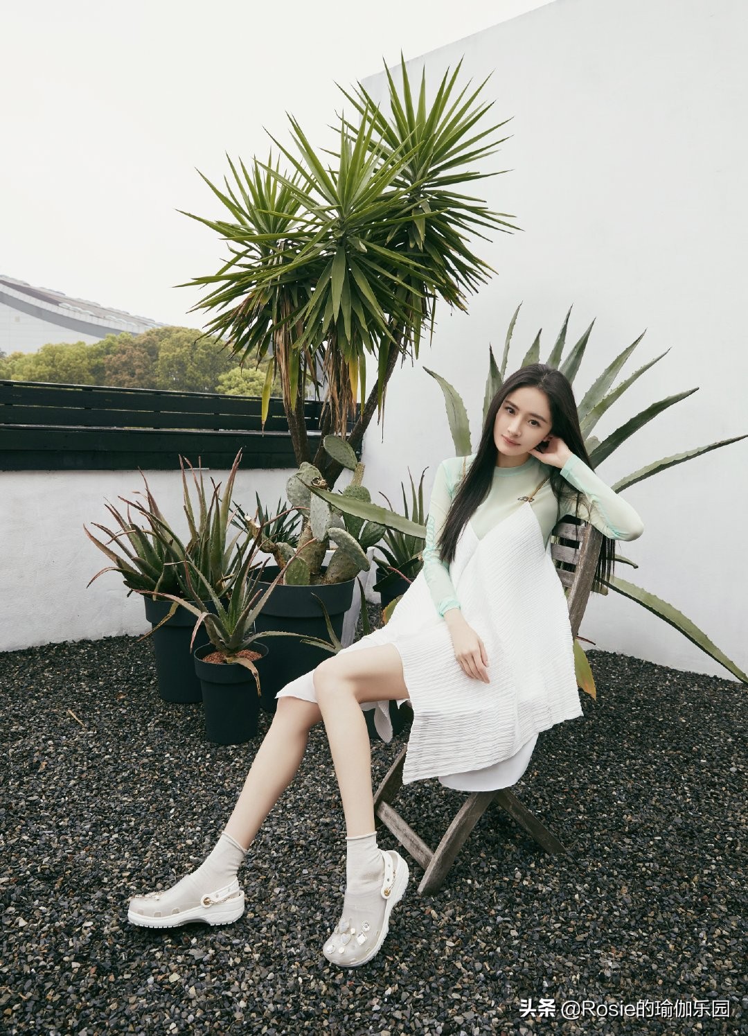 小腿粗外翻怎么穿短裙,穿高跟鞋导致腿粗怎么减