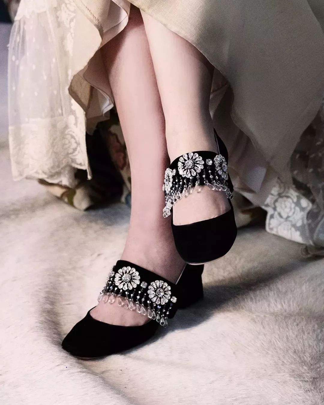 火了100年的初恋鞋,到现在刘雯还在穿它!