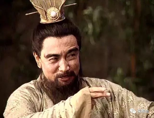 毛*东泽**评价司马懿:出身士族,多谋略,善权变