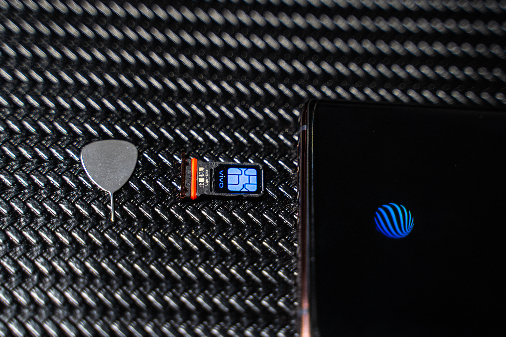 vivonex3搭载骁龙865,vivonex3s瀑布屏观感对比