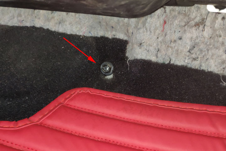 英菲尼迪fx35最容易哪里进水,英菲尼迪fx35天窗漏水底板全是水