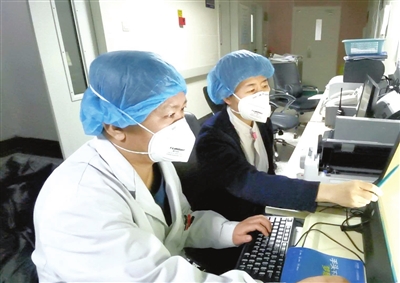 与疫魔短兵相接，绝不后退半步（图）──记天津市宝坻区人民医院呼吸与危重症医学科主任单淑香