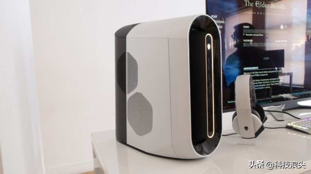 外星人AuroraR9搭载GTX2080双卡和9900K,你愿意为信仰充值吗?