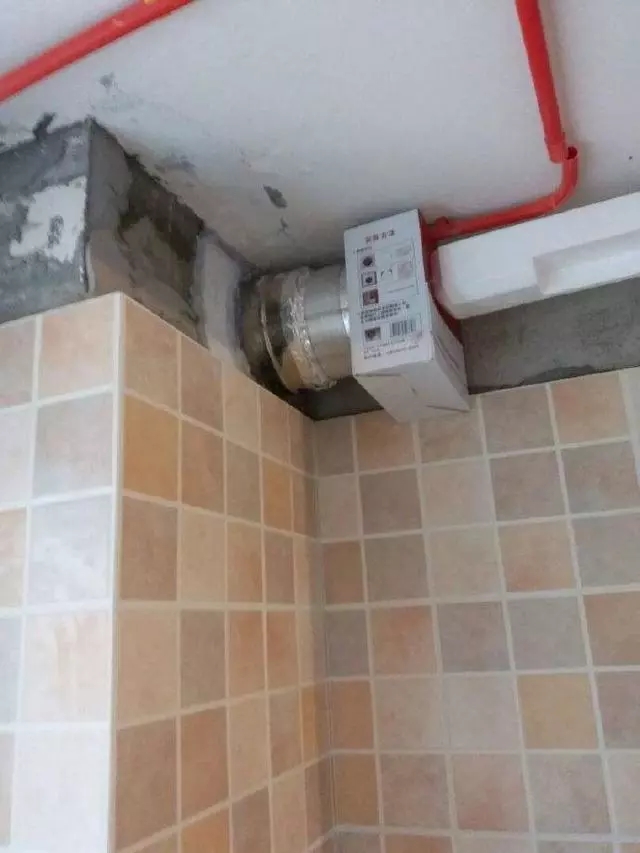 老房子厨房烟道止逆阀安装,邻居做饭厨房油烟倒灌怎么办