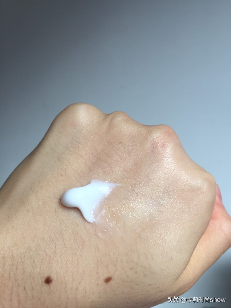 李若彤胳膊训练方法,做护手教程