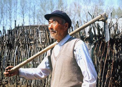 母亲说父亲是窝囊废,母亲说孩子是傻子