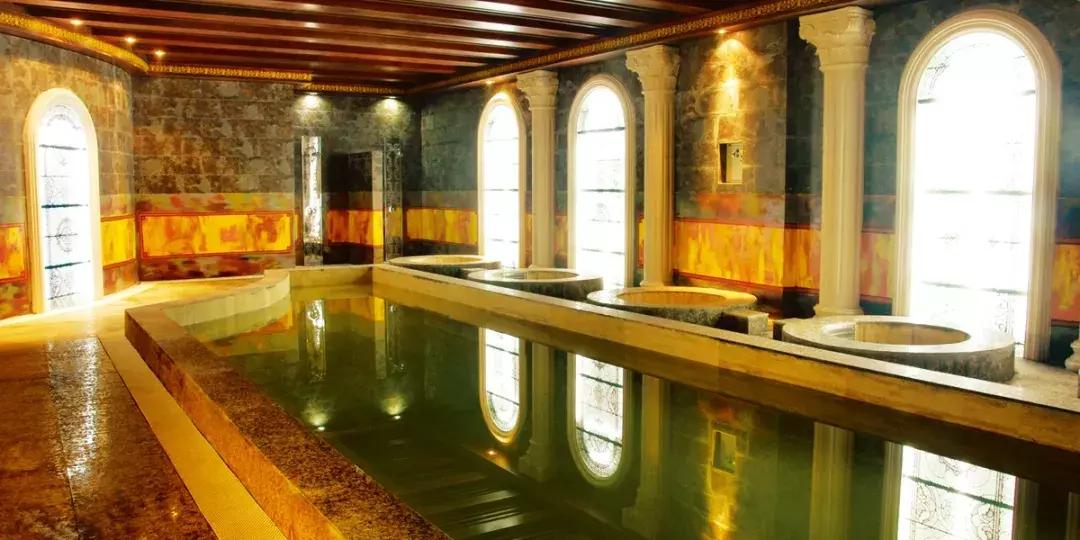 华山周边旅游攻略夏天,华山旁边有温泉