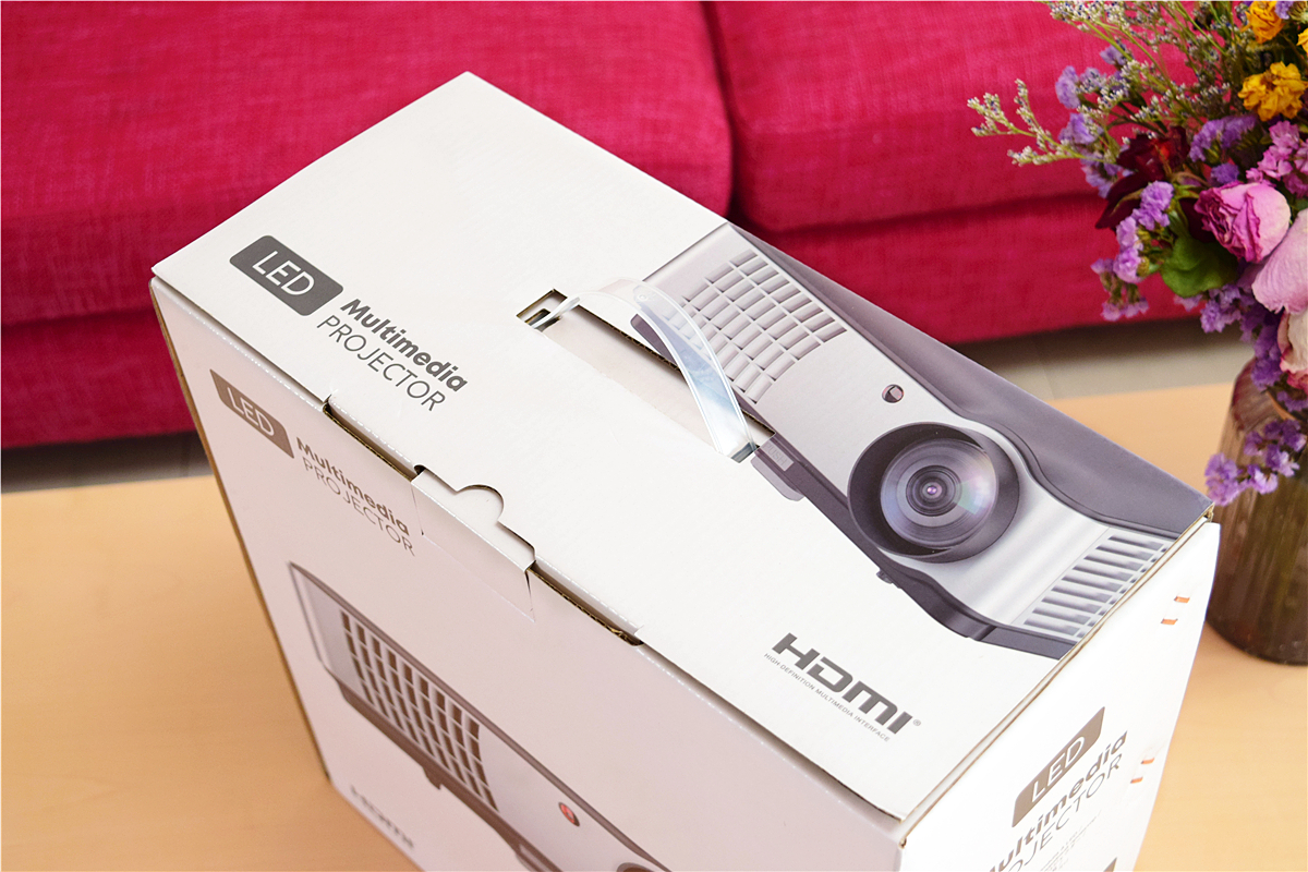 瑞格尔rd806投影机可以连wifi吗,瑞格尔rd806投影机能连手机吗