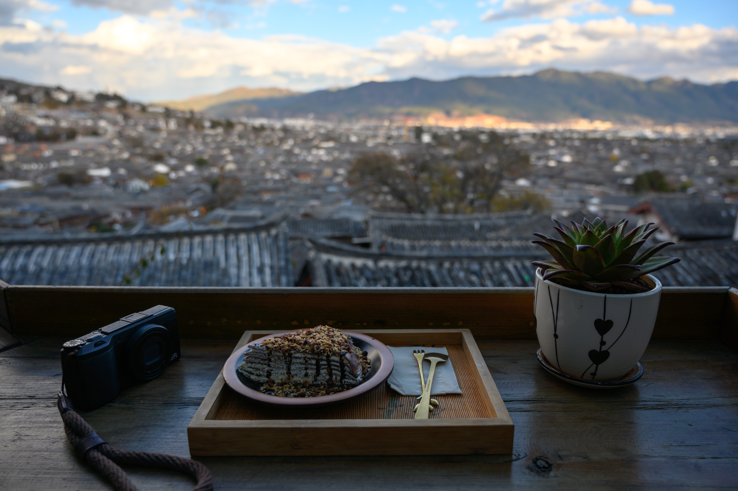 丽江古城过度商业化旅游,丽江古城旅游现状及问题