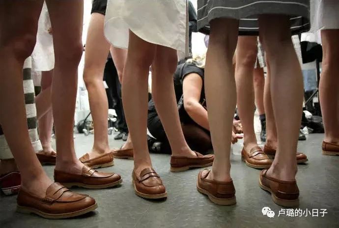 脚感舒服的时尚百搭鞋推荐平底,借鉴这5款平底鞋实用又时髦