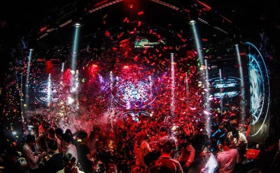 来帝斯曼玩转圣诞新年季，吃喝玩乐超多福利让你爽到飞起