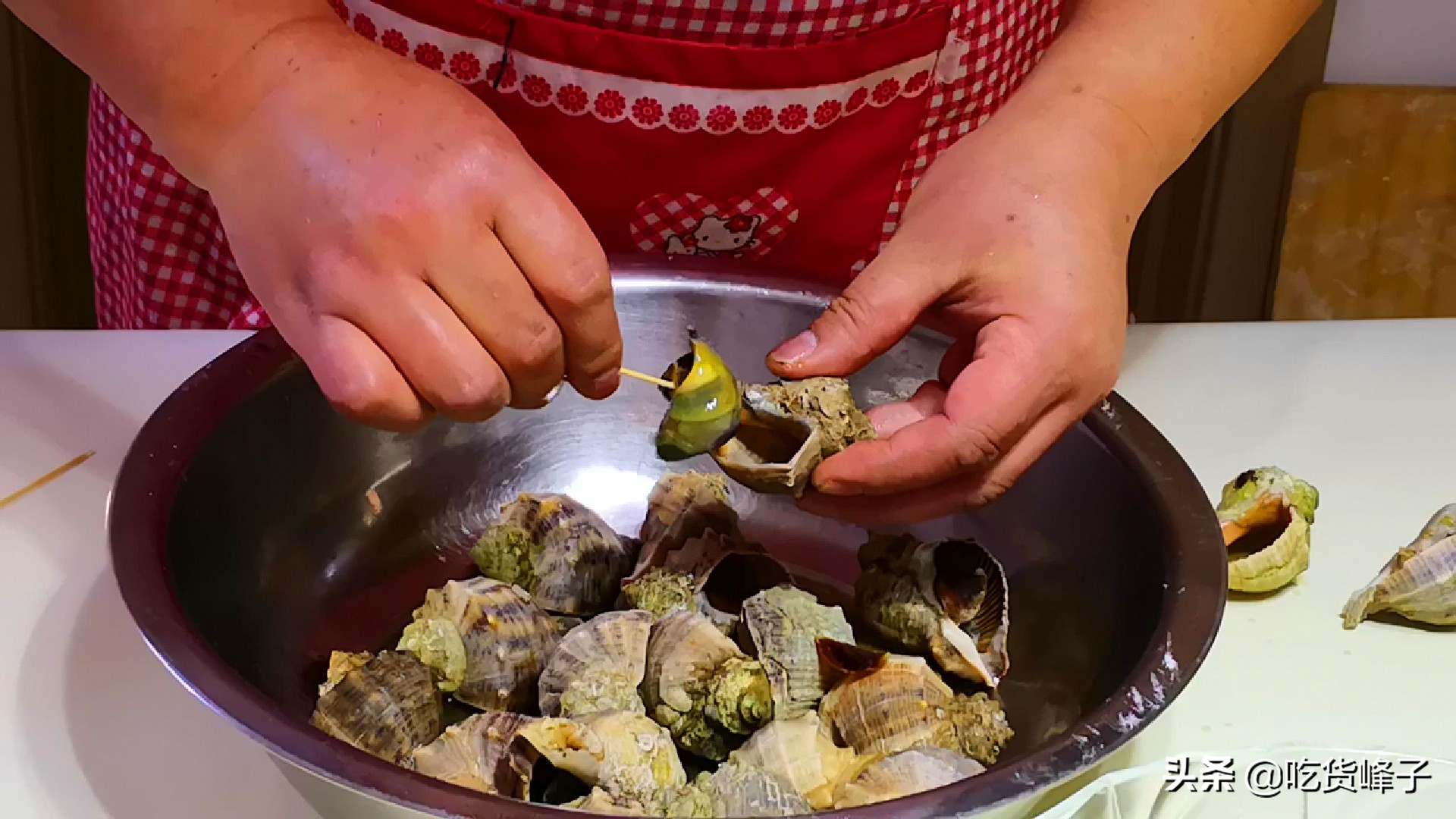 海螺用凉水还是热水煮,煮海螺为啥放白糖