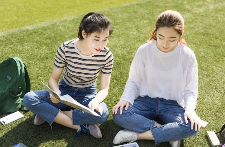 对于读书无用论最好的反驳,龙应台劝孩子读书的话