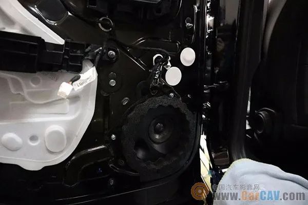 标致2008如何更换鸣笛喇叭,标致2008改装音响不响