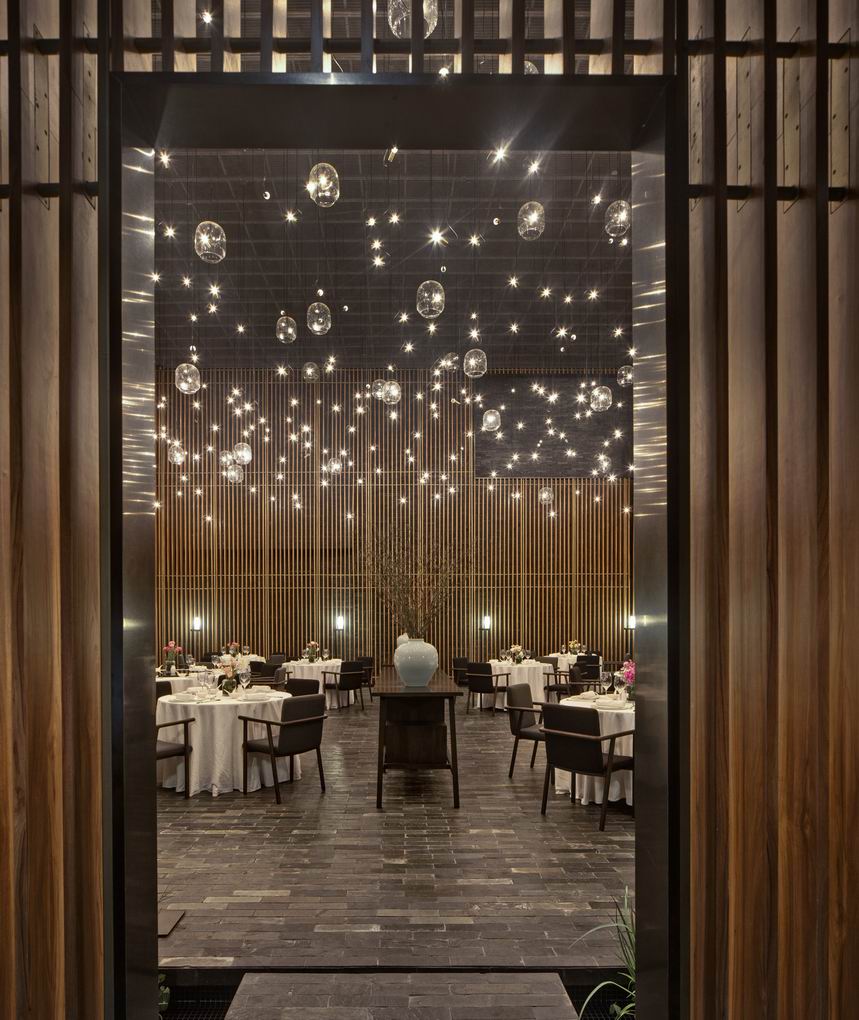 餐饮空间玄关图,深圳华苑一号餐饮空间