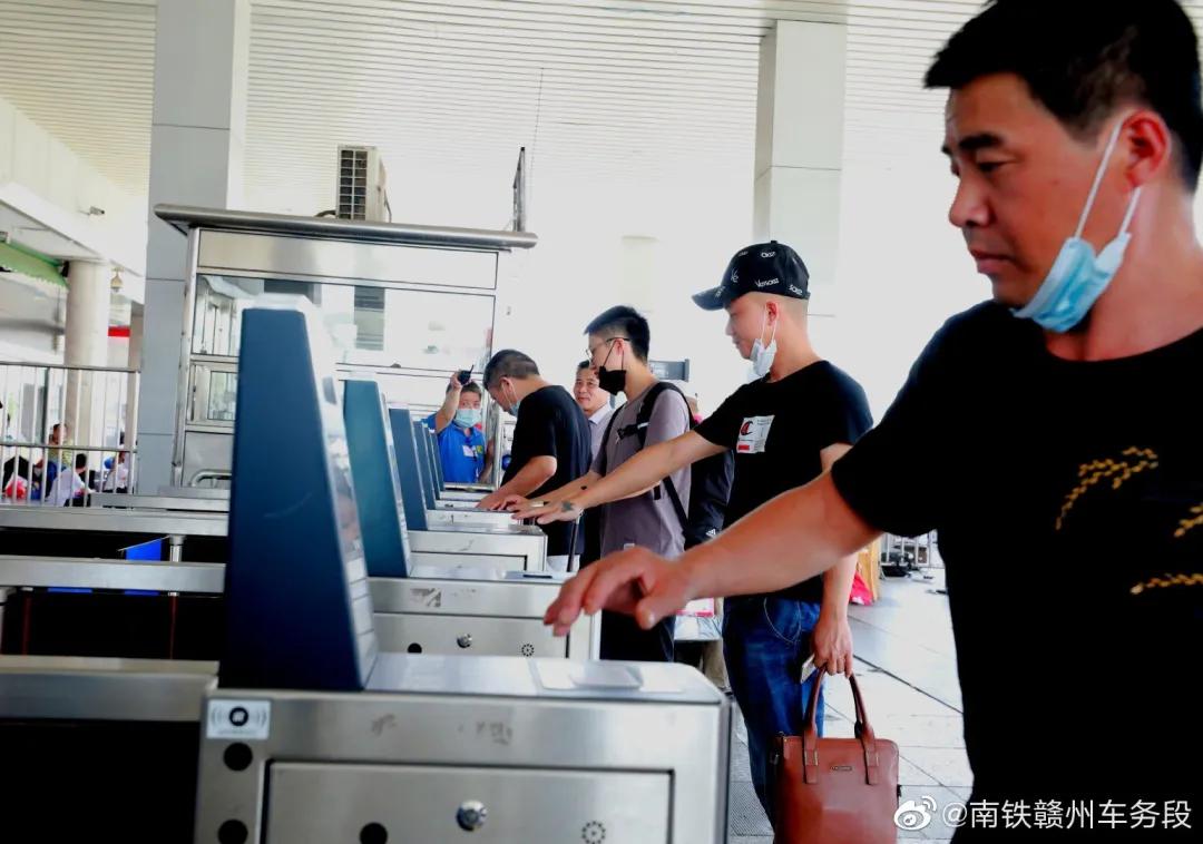 不得不说的二三事出自哪里,不得不说的两三事