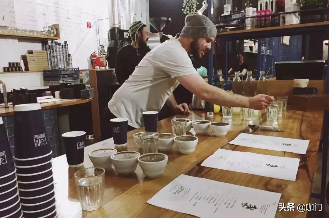 做咖啡一个月能赚多少,在澳洲做咖啡师